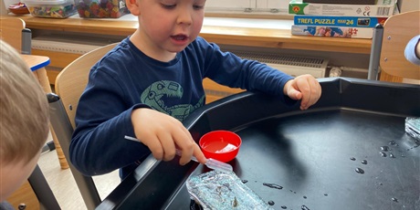 Powiększ grafikę: Dzień dinozaura