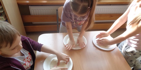 Powiększ grafikę: Dzień dinozaura