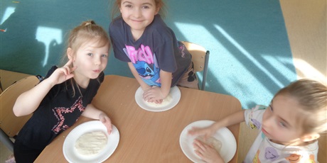 Powiększ grafikę: Dzień dinozaura