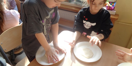 Powiększ grafikę: Dzień dinozaura