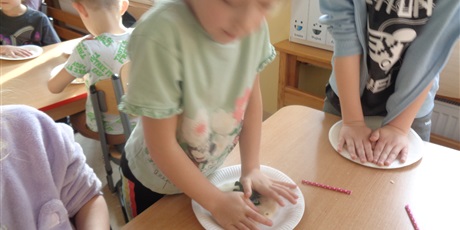 Powiększ grafikę: Dzień dinozaura