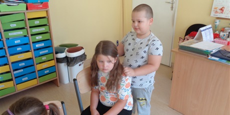 Powiększ grafikę: Dzień dziewczynki