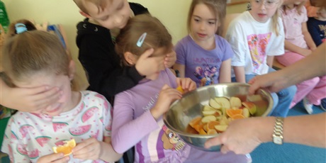 Powiększ grafikę: Dzień dziewczynki