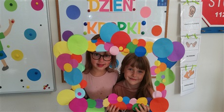 Powiększ grafikę: Dzień kropki w Elfach