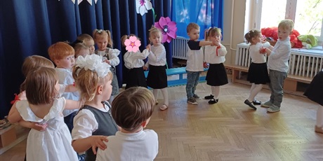 Powiększ grafikę: Dzień Mamy i Taty