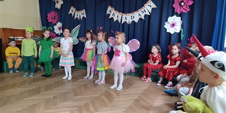 Powiększ grafikę: Dzień Mamy i Taty