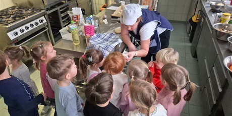 Powiększ grafikę: Dzień Pączka, czyli „Tłusty Czwartek”