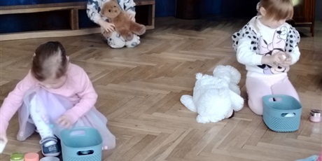 Powiększ grafikę: Dzień Pluszowego Misia