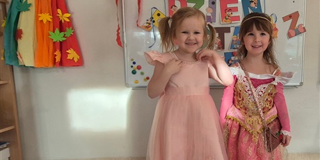 Powiększ grafikę: Dzień Postaci z Bajek