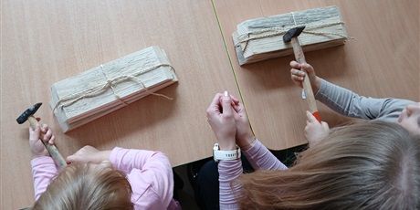 Powiększ grafikę: ,,Karmnikowe warsztaty z rodzicami''