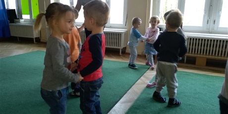 Powiększ grafikę: Lekcja tańca
