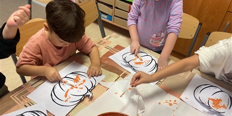 Powiększ grafikę: Marchewkowa ciastolina