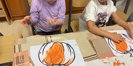 Powiększ grafikę: Marchewkowa ciastolina