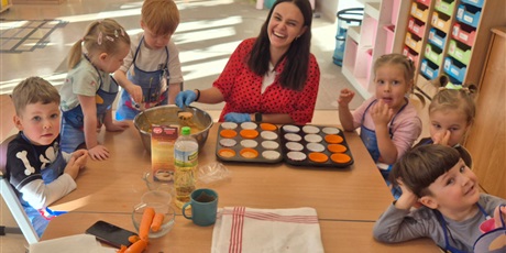 Powiększ grafikę: Marchewkowe babeczki