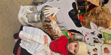 Powiększ grafikę: Mieszkańcy wiejskiego podwórka