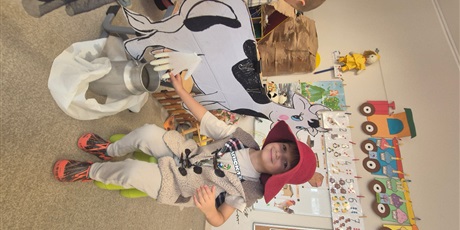 Powiększ grafikę: Mieszkańcy wiejskiego podwórka