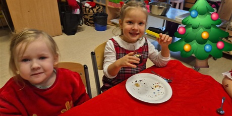 Powiększ grafikę: Mikołajkowa niespodzianka – słodkie dekorowanie 