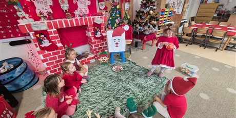 Powiększ grafikę: Mikołajkowe zabawy