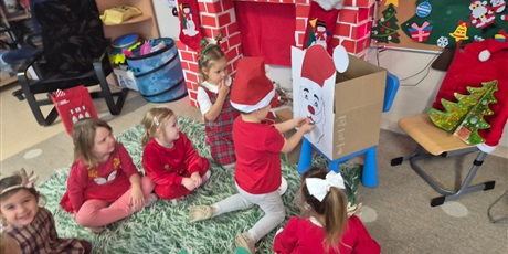 Powiększ grafikę: Mikołajkowe zabawy