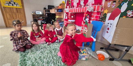 Powiększ grafikę: Mikołajkowe zabawy