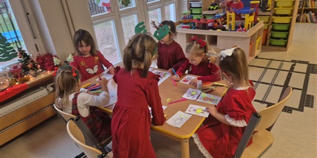 Powiększ grafikę: Mikołajkowe zabawy