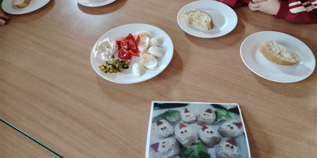 Powiększ grafikę: Mikołajowe kanapki