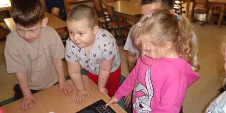 Powiększ grafikę: Muzyczne zajęcia z tatą Marka