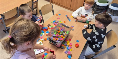 Powiększ grafikę: Nasza codzienność