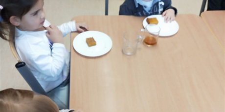 Powiększ grafikę: Nasze pierwsze wypieki