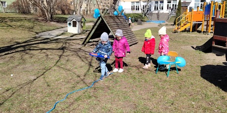 Powiększ grafikę: Niebieskie igrzyska