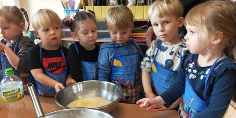 Powiększ grafikę: Pieczemy babeczki