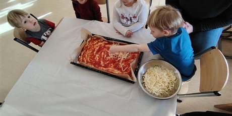 Powiększ grafikę: Pizza