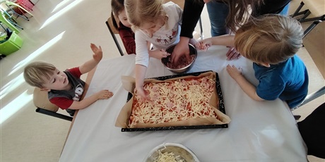 Powiększ grafikę: Pizza