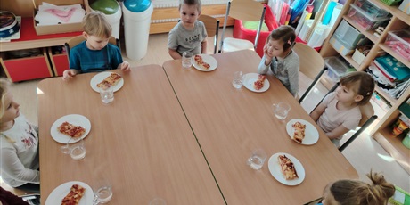 Powiększ grafikę: Pizza