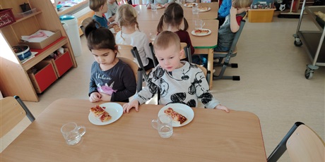 Powiększ grafikę: Pizza