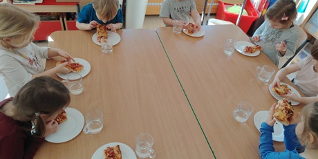 Powiększ grafikę: Pizza