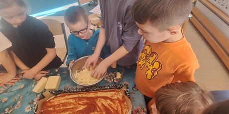 Powiększ grafikę: Pizza