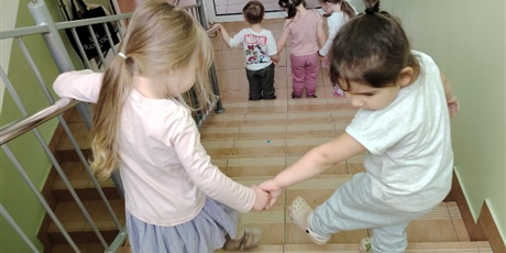 Powiększ grafikę: Poszukiwanie zajączka 