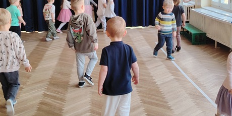 Powiększ grafikę: Poszukiwanie zajączka 