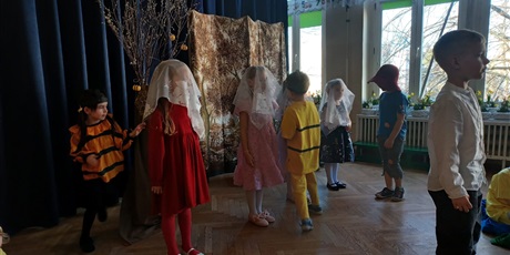 Powiększ grafikę: Przestawienie dla rodziców ,,Szewczyk Dratewka''