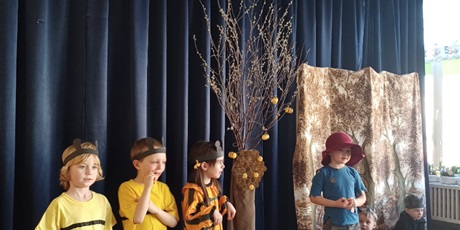 Powiększ grafikę: Przestawienie dla rodziców ,,Szewczyk Dratewka''