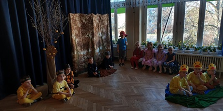 Powiększ grafikę: Przestawienie dla rodziców ,,Szewczyk Dratewka''