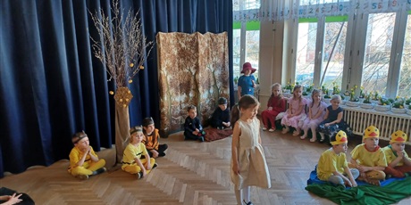 Powiększ grafikę: Przestawienie dla rodziców ,,Szewczyk Dratewka''