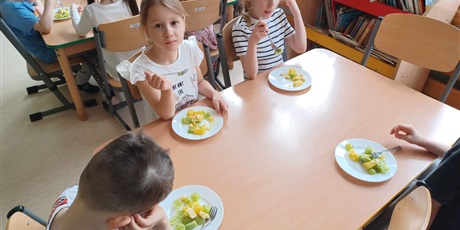 Powiększ grafikę: Sałatka owocowa