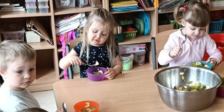 Powiększ grafikę: Sałatka owocowa