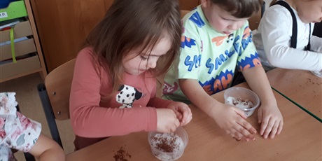 Powiększ grafikę: Siejemy rzeżuchę