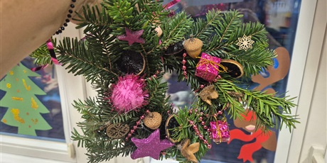 Powiększ grafikę: Świąteczne warsztaty z rodzicami w Przedszkolu „Wesołe Skrzaty”