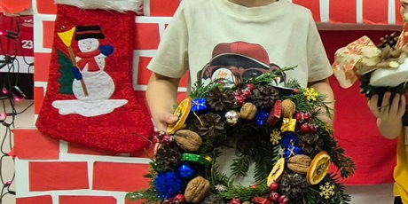 Powiększ grafikę: Świąteczne warsztaty z rodzicami w Przedszkolu „Wesołe Skrzaty”