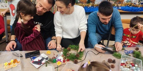 Powiększ grafikę: Świąteczne warsztaty z rodzinne w Elfach