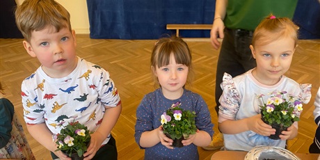 Powiększ grafikę: Warsztaty,, Kwiatowy koszyczek''